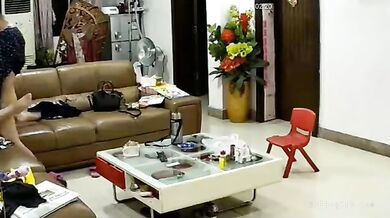 《稀缺资源㊙️强烈推荐》年度精选五⭐黑客破解家庭摄像头真实偸拍⭐各种中青年夫妻性生活、寂寞女自慰、嫖鸡激情四射 (43)